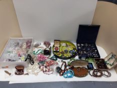 A large and interesting selection of costume, vintage and silver jewellery, to include Jet beads,