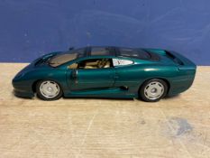 Unboxed toy model of a Jaguar XJ 220, Scale 1/12