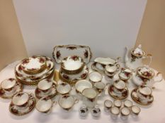 Royal Albert Bone China England, Old Country Roses dinner service and tea, see images for details