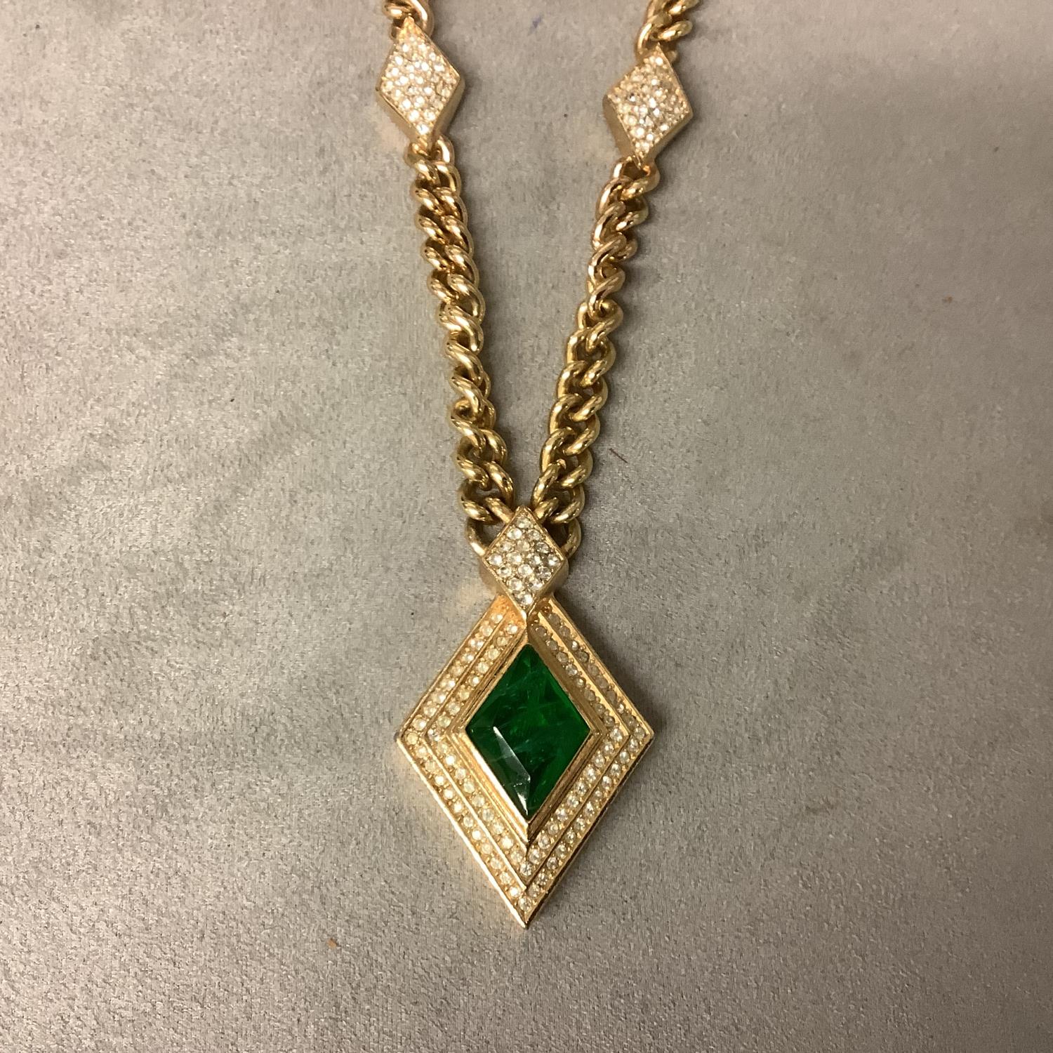 A Henkel and Grosse (Dior) 1970s vintage couture necklace, yellow metal with emerald colour paste - Image 2 of 5