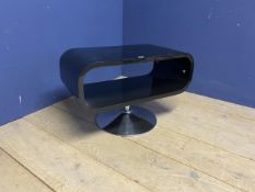 A good black designer table with circular chrome base stand 80 x 40 x 51h cm