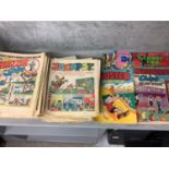 Quantity of 1980s vintage comics to include: Nutty, Victor, Beezer, Whizzer and Chips Holiday