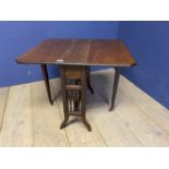 Small drop leaf table, with spindle galleried sides