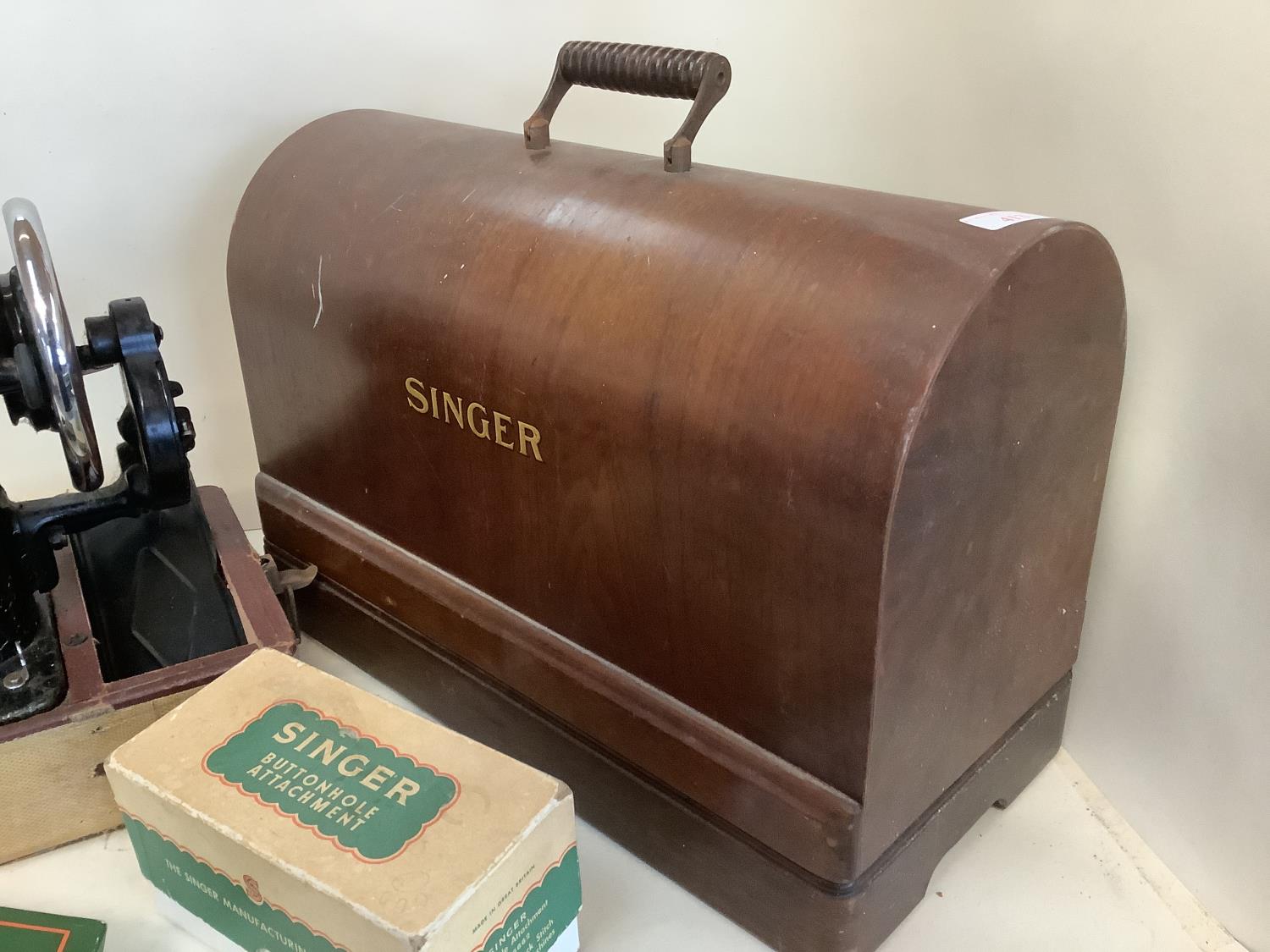 2 vintage sewing machines - Image 6 of 6