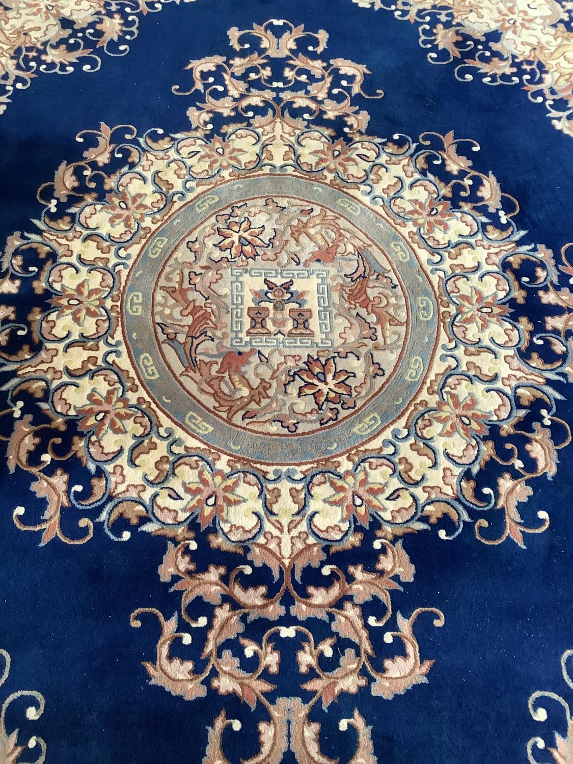 Large Chinese wash rug with Prussian blue borders, and all over stylized design 246 x 306cm - Image 4 of 5