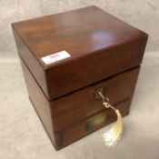 Georgian mahogany apothecaries box