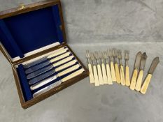 Boxed set of 6 sterling silver and fish knives and forks, togeher with unboxed examples, By
