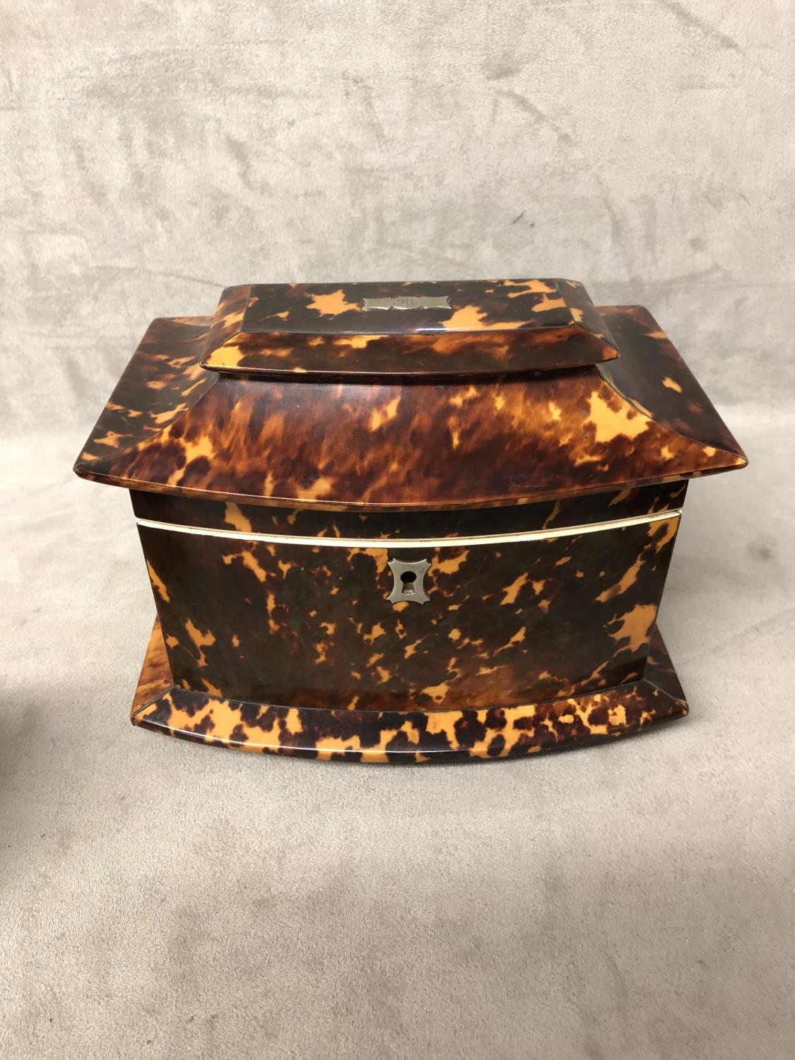 A C19th Tortoise shell and bone casket shaped two comparment tea caddy, and a hexagonal, white metal - Bild 2 aus 7