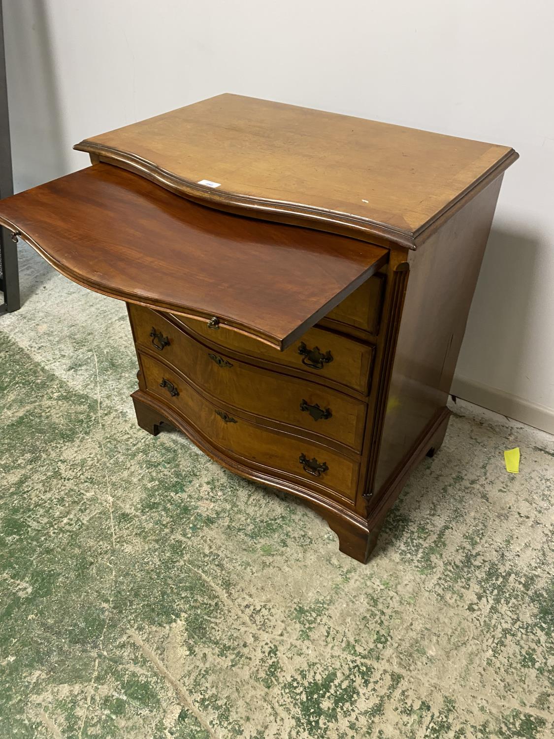 A modern, walnut veneered style, serpentine front chest of 4 drawers with brushing slide, some wear, - Image 3 of 3