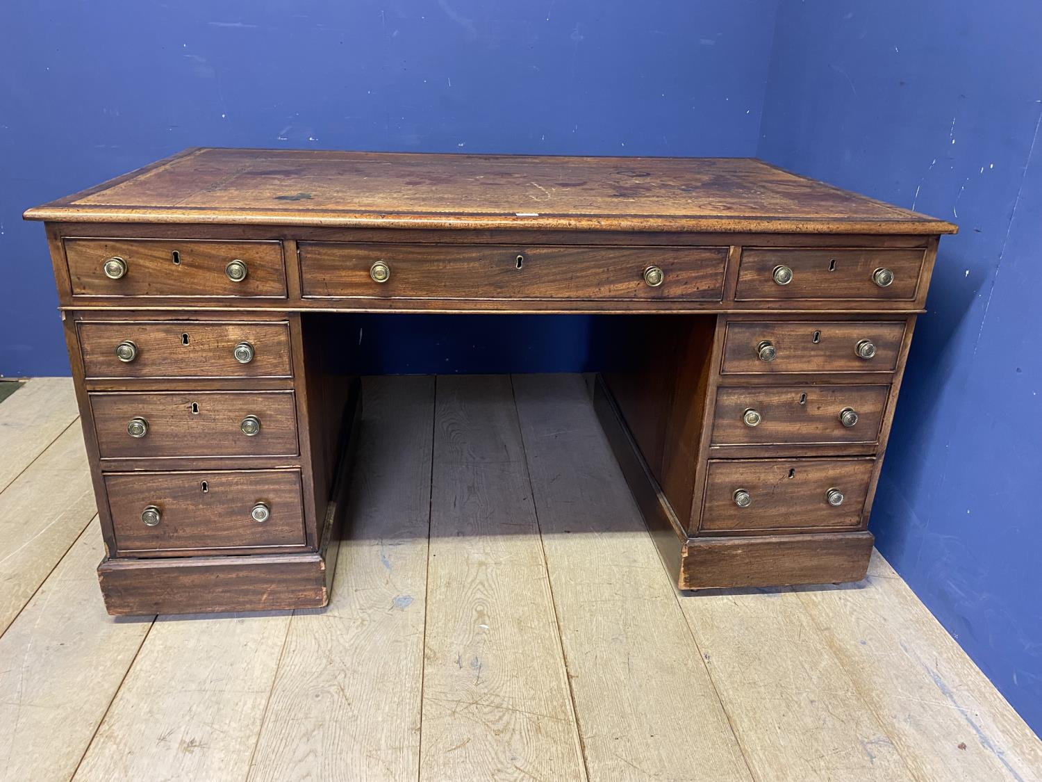 A good Edwardian mahogany 9 drawer partners desk, with brown inset leather top, 150L x 92W x 79H - Image 2 of 6