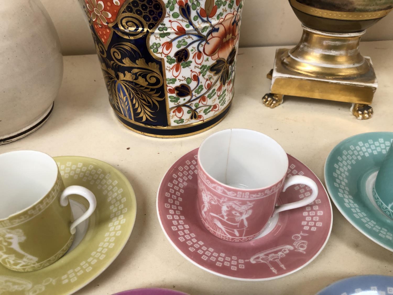 A quantity of china to include a pair of Derby vases, a set of Rosenthal coffee cans, and a large - Image 3 of 17