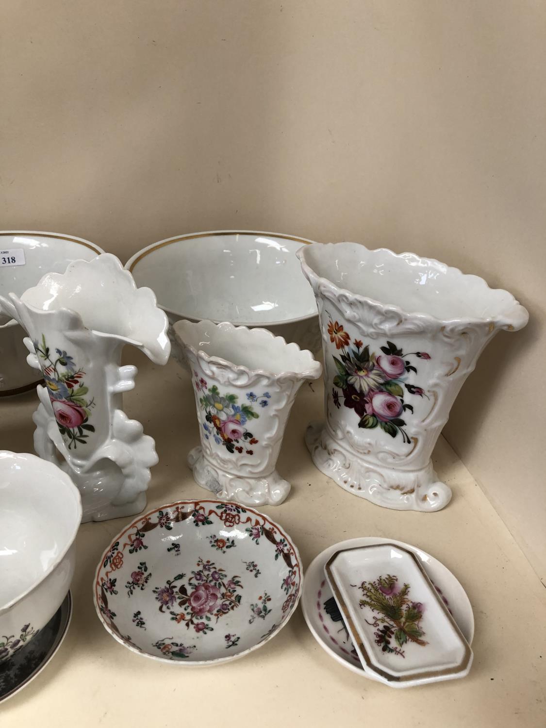 Pair of Rosenthal White Baroque Versace Bowls and a quantity of other decorative china wares - Image 6 of 29