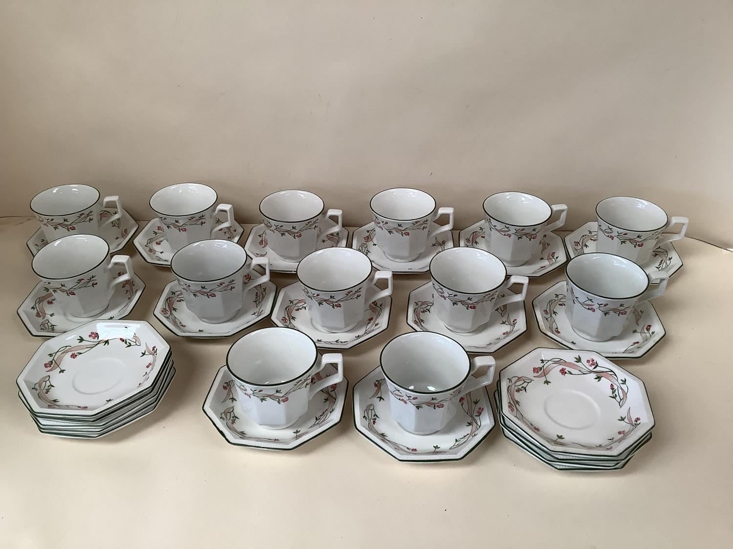 Quantity of china, to include cups and saucers, cigarette cards, and panels