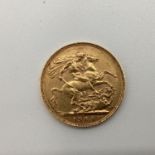 Edwardian gold Sovereign dated 1904, 8.02grams