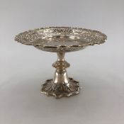 A sterling silver taza with pierced decoration 152cm H, 525g approx