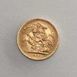 Elizabeth II gold sovereign dated 1966, 8g,