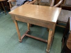 Nest of 3 glass and yellow metal tables (glass damaged), and a side table