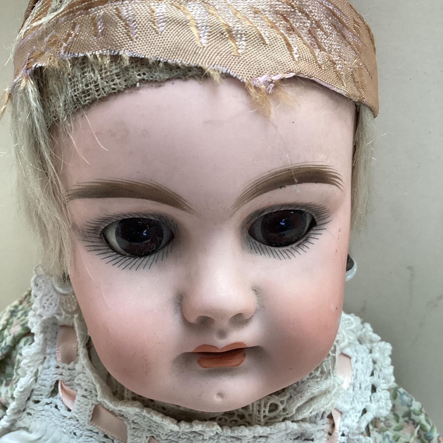Later C19th/early C20th Continental Bisque headed doll, with open glass eyes glass and mouth, with - Bild 3 aus 13