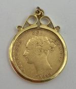 Victorian Young head half sovereign 1880 in a 9ct bezel mount 4.98g