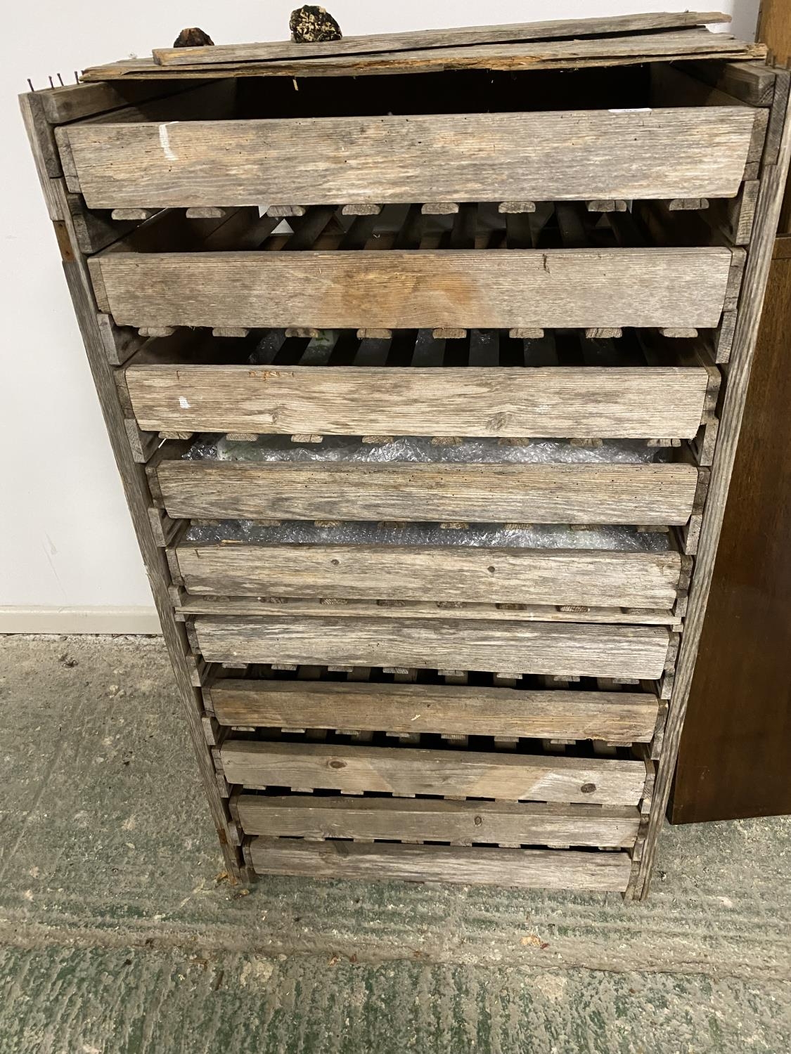 Old vintage wooden apple rack, as found - Image 3 of 4