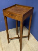 Small late Regency square wine table with slide, 33.5 x 75cmH