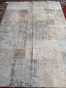 Vintage Anatolian rug � Turkey; Size. 2.75 x 1.83 metres