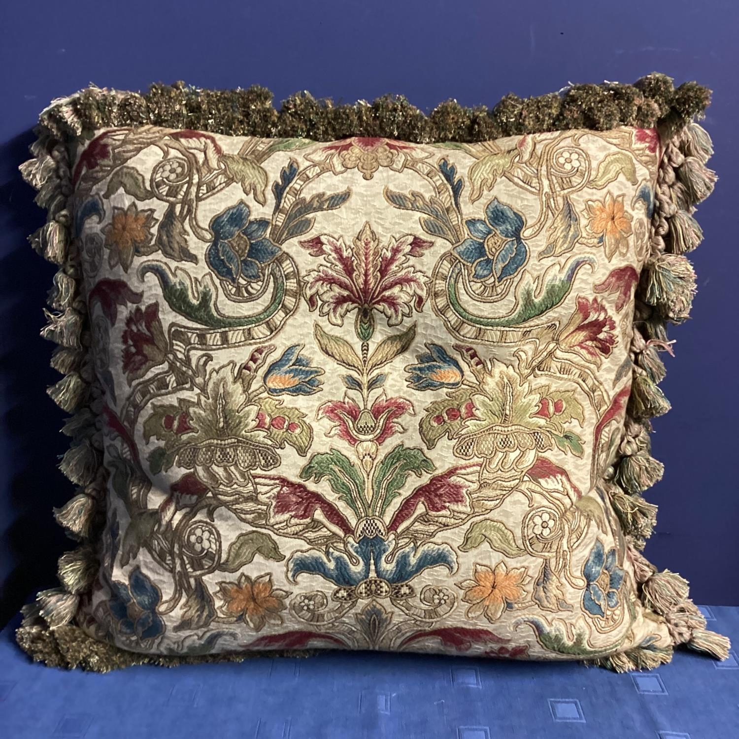 Ten good quality needlepoint/tapestry/velvet cushions, some with tassels, see all images for details - Image 2 of 17