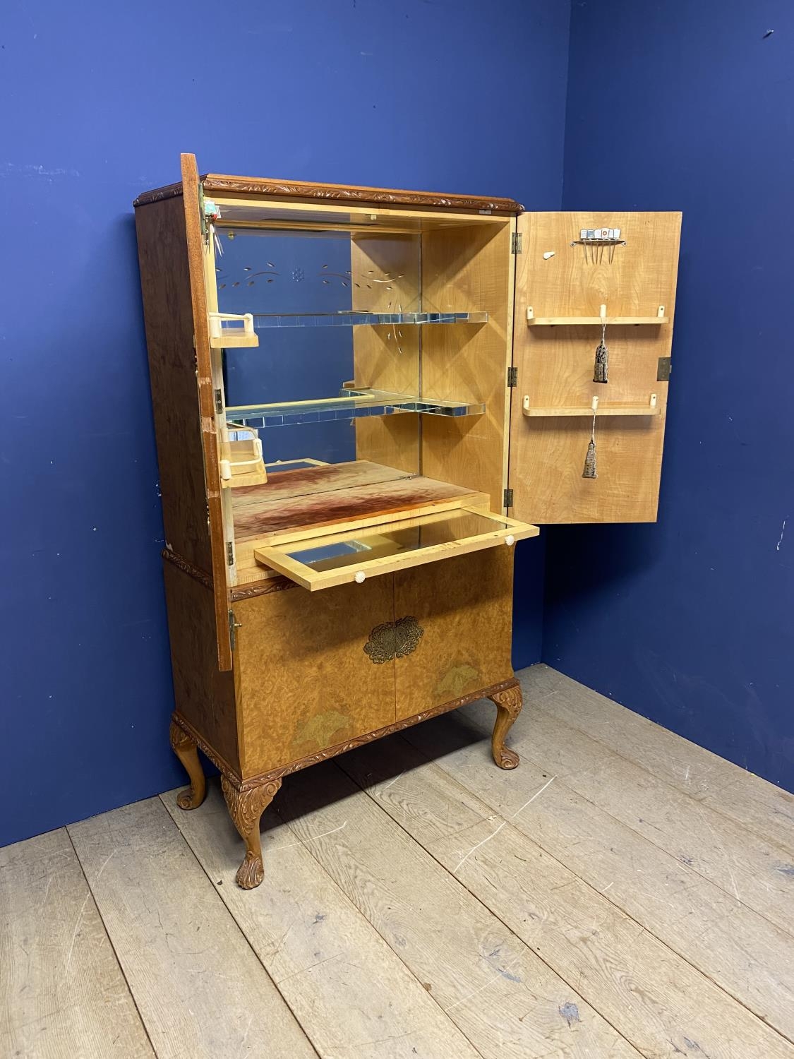 Art Deco style veneered drinks cabinet, some wear and losses - Image 3 of 11