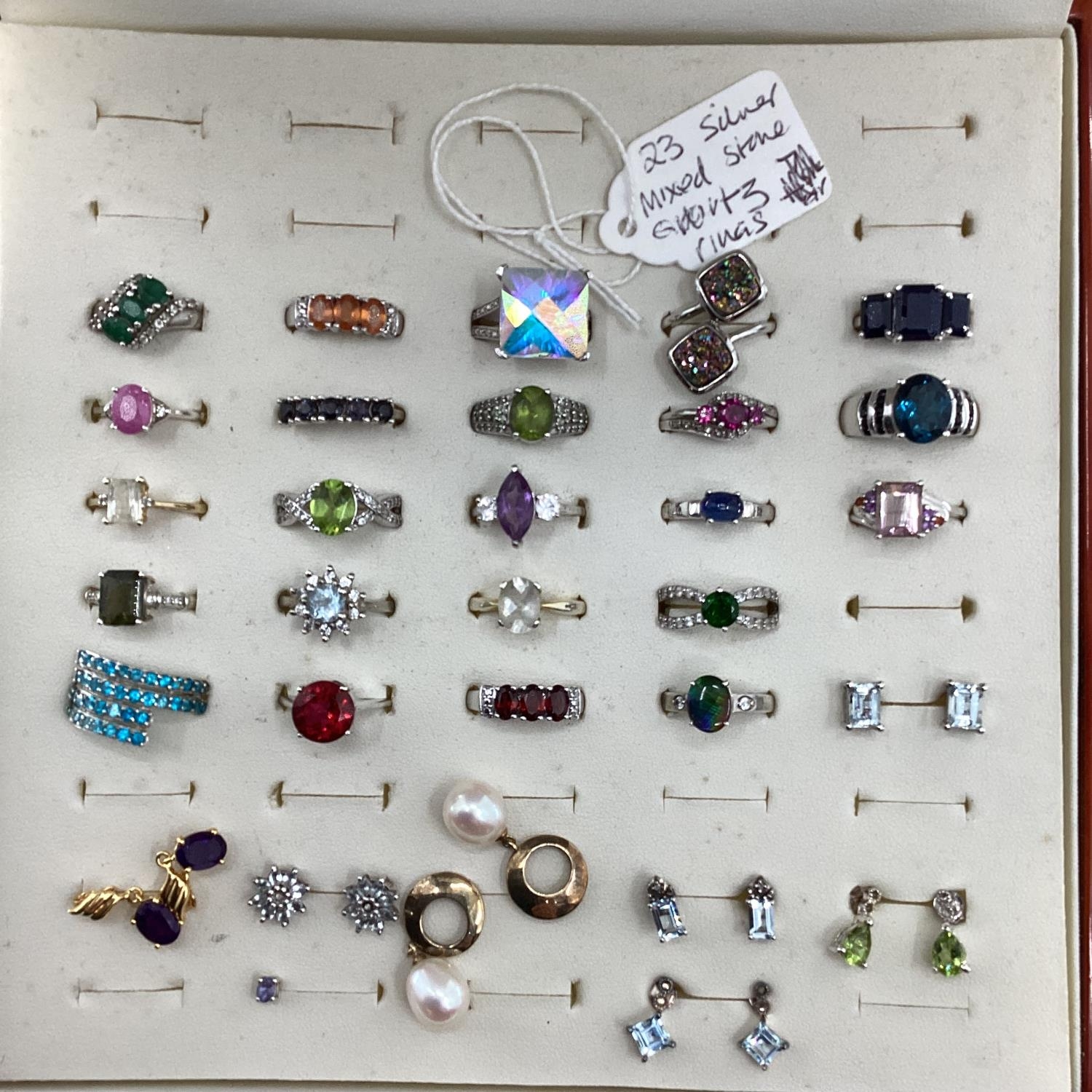 23 boxed silver and mixed stone jewellery rings etc - Image 2 of 4