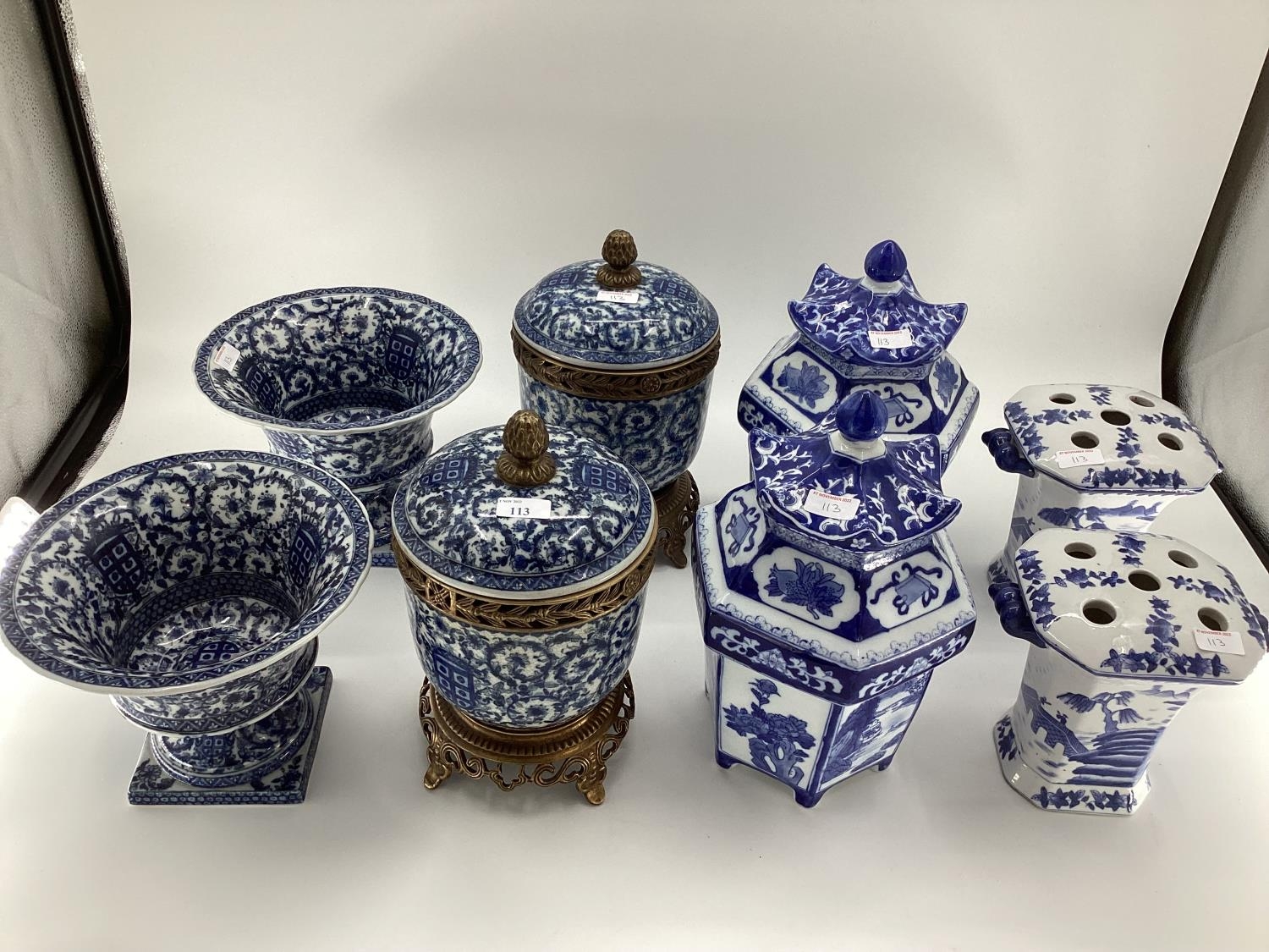 Quantity of Decorative Modern Blue and White China: a pair of Chinese style glower vases with - Image 2 of 14