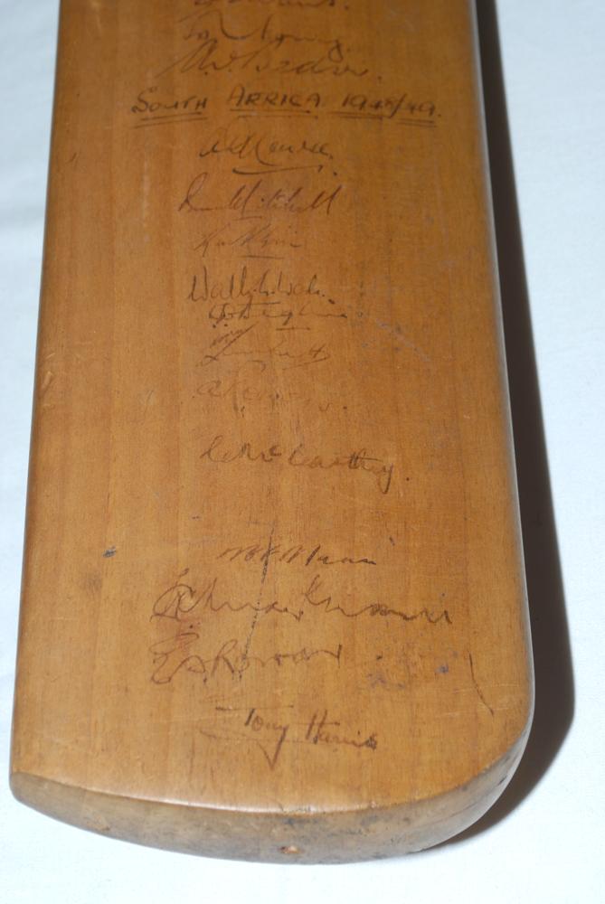 M.C.C. tour to South Africa 1948/49. Full size Sykes ‘Super Selected’ cricket bat fully signed in - Image 3 of 4