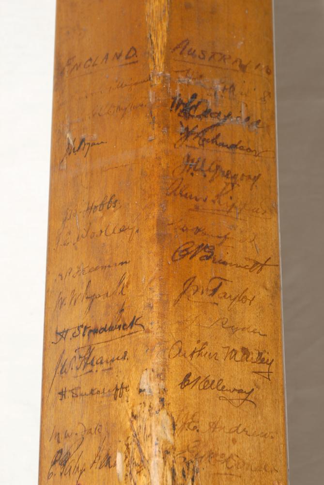 The Ashes. M.C.C. tour to Australia 1924/25. A full size Paget’s ‘County Match’ bat fully signed - Image 2 of 5