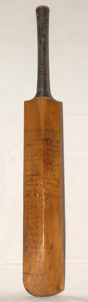 The Ashes. M.C.C. tour to Australia 1924/25. A full size Paget’s ‘County Match’ bat fully signed