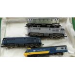 Four various loose N gauge locomotives, to include a class 55 D5518 Lima locomotive