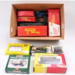 Box containing mainly Triang 00 gauge items: R150S 4-6-0 loco & tender BR black 61572 (F-BP); R259