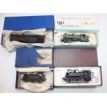 Four 00 gauge kit-built locos: GWR 0-4-2 tank, black, possibly by Craftsman Models (E); GWR