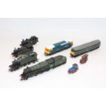 Six unboxed locos plus two narrow gauge industrials: BR 75001; GWR tank 4589; LMS Jinty (P);