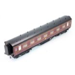 Believed Exley LMS composite coach LMS 8201, finescale wheels, 3-link coupling (E)