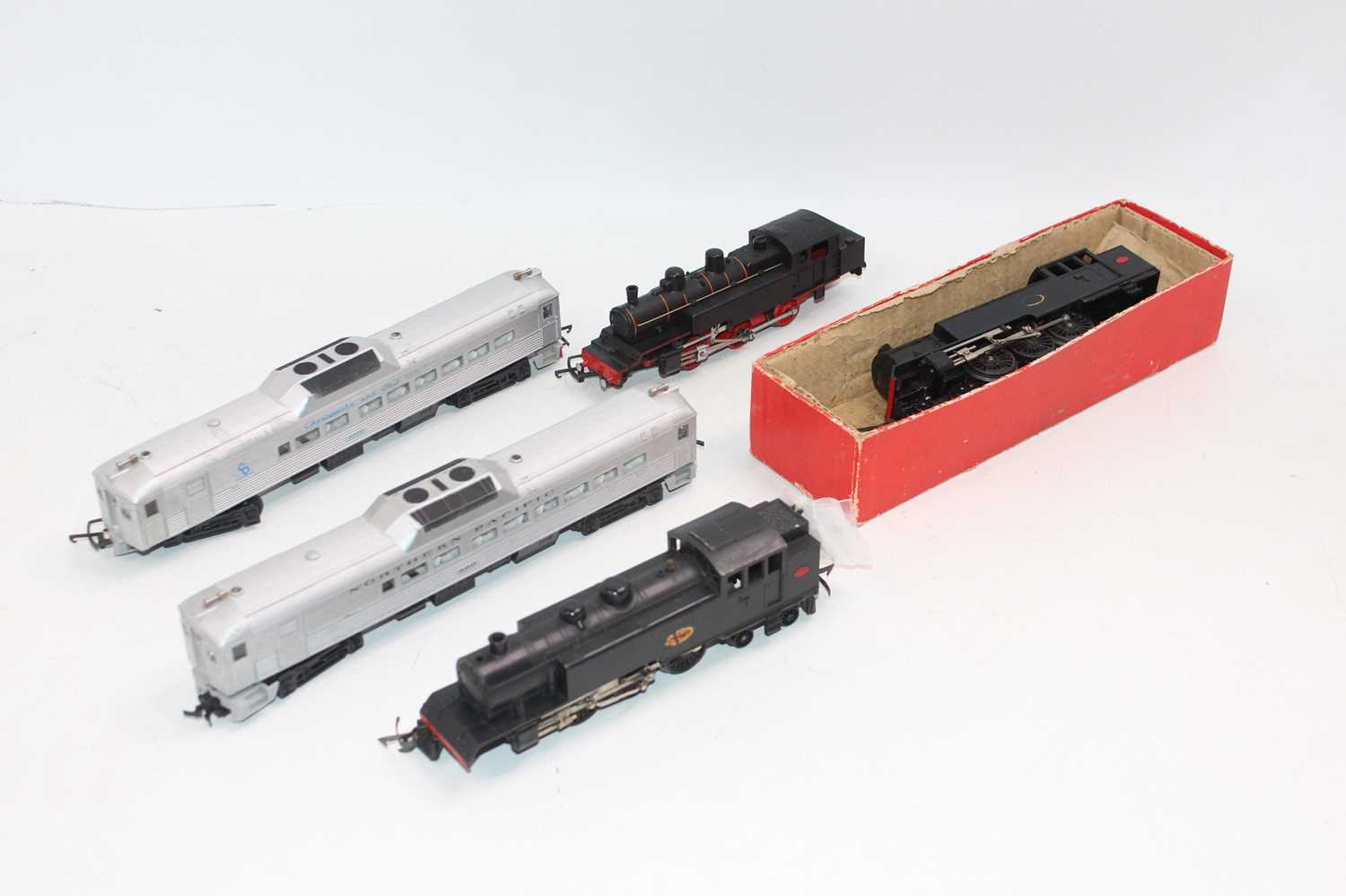 Three 00 gauge black tank locos & two Budd coaches: comprising two Triang R56 4-6-4 Baltic Tank
