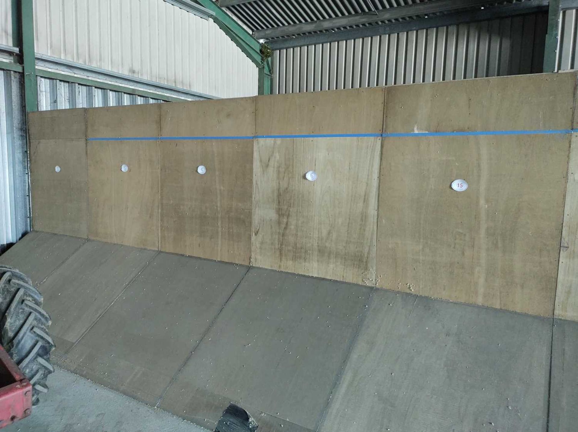 5x Free Standing Plywood Grainwall Sections 1.2m x 2.4m High