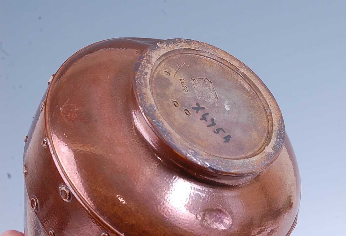 A circa 1900 Doulton Lambeth silicon-ware copper lustre jug, in the form of a riveted copper jack, - Bild 3 aus 3