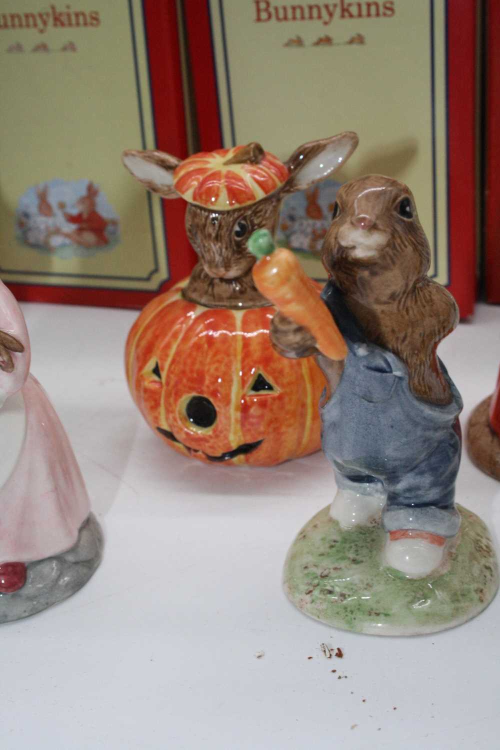 A collection of Royal Doulton Bunnykins figures to include Choir Singer, and Fireman, the largest - Image 5 of 7