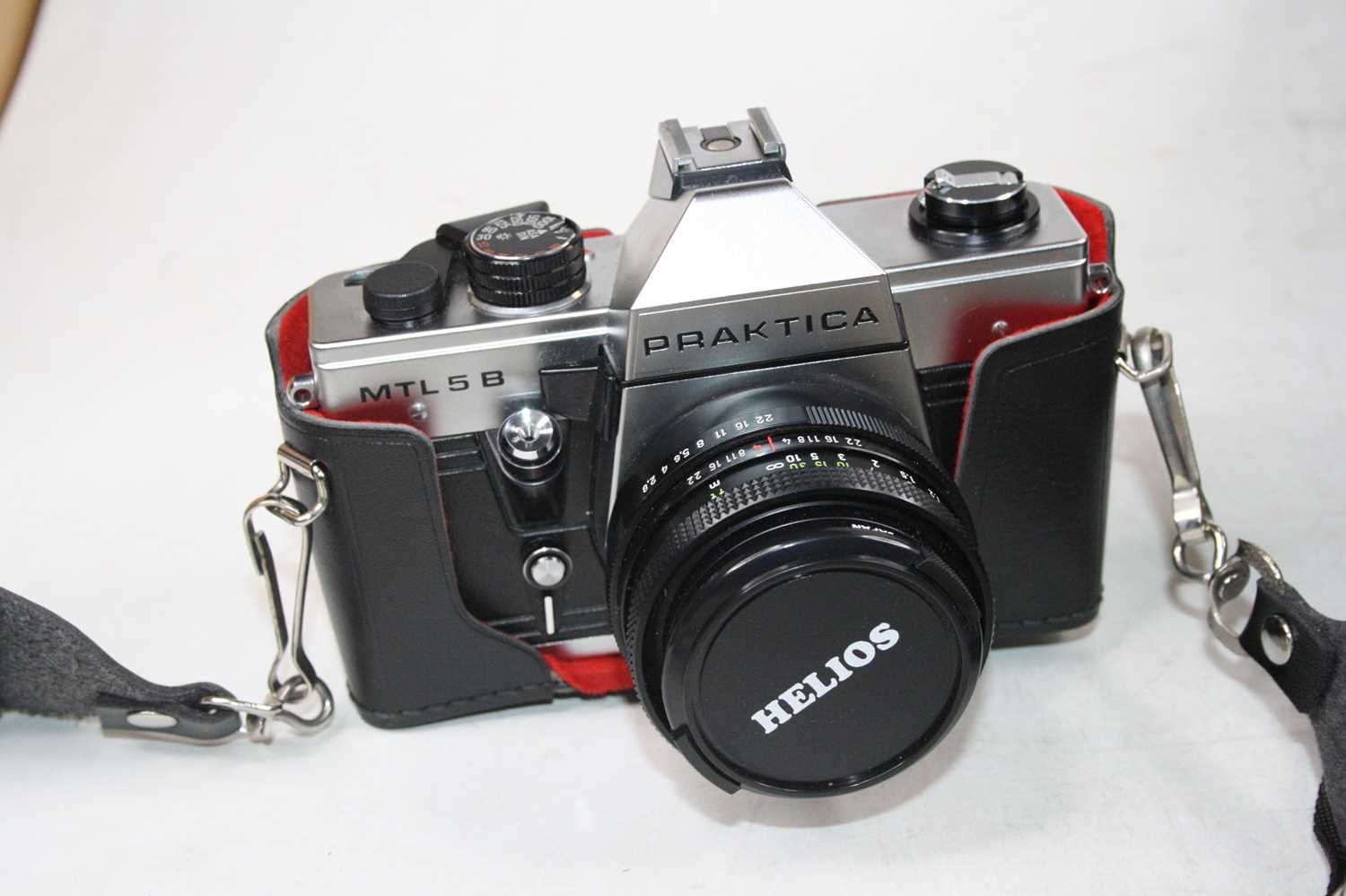 A Praktica MTL 5B camera; with an Aroma 50mm lens in camera bag - Image 3 of 5