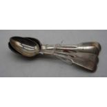A set of four Victorian fiddle pattern silver spoons, London 1842, 5.2oz