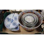 A collection of 18th century and later Chinese, Japanese, and English porcelain (all a/f)