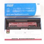 Dapol 00 Gauge Limited Edition model of a Diesel D1062 Western Courier locomotive, with