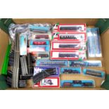 Tray containing a collection of American and Continental outline N Gauge railway items, to include