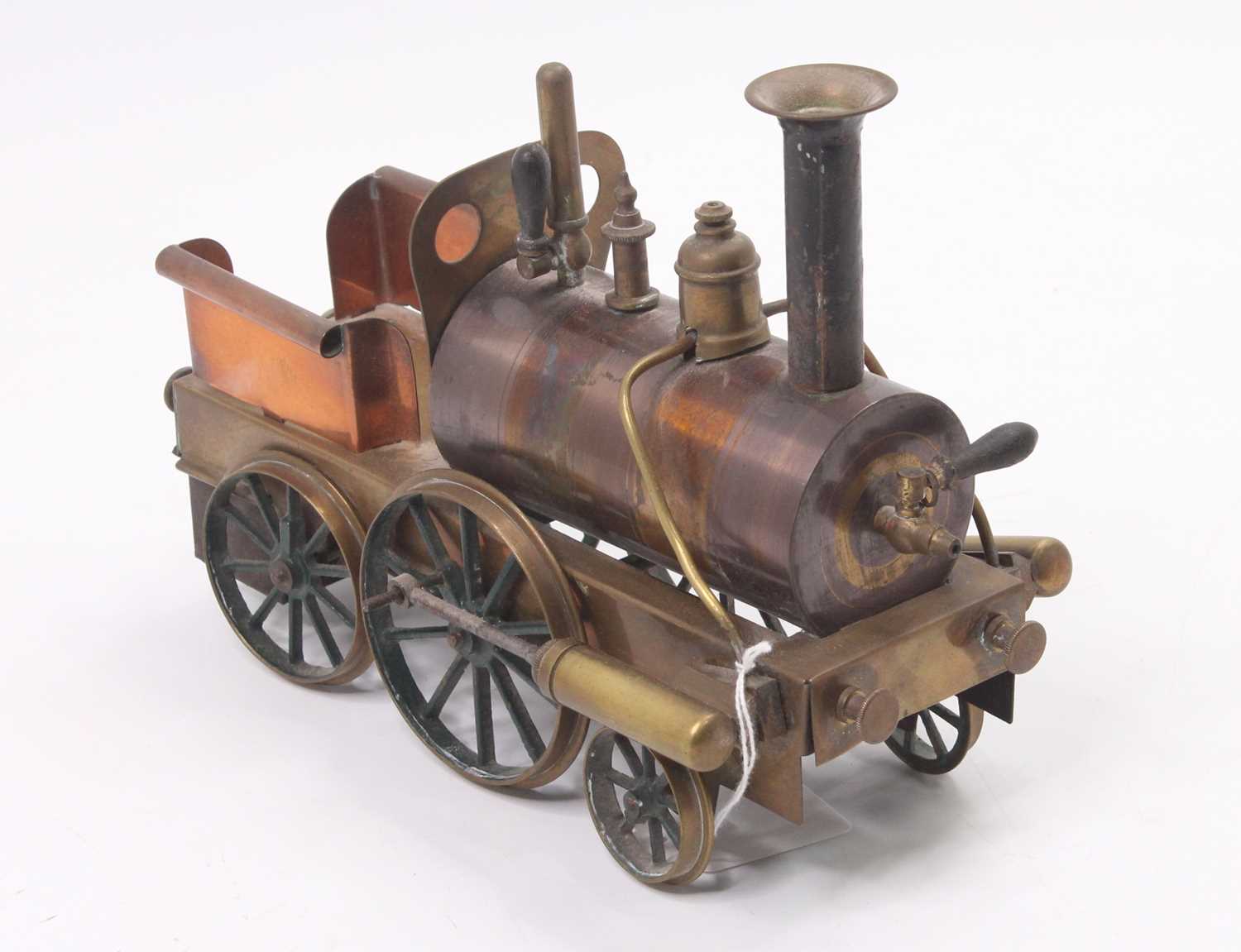 Early 20th-century brass and copper spirit fired 2-2-2 dribbler locomotive by Schoenner, excellent - Bild 4 aus 4