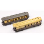 Two Hornby No.2 Special Pullman coaches: 1930-2 ‘Alberta’ composite, cream roof and across luggage