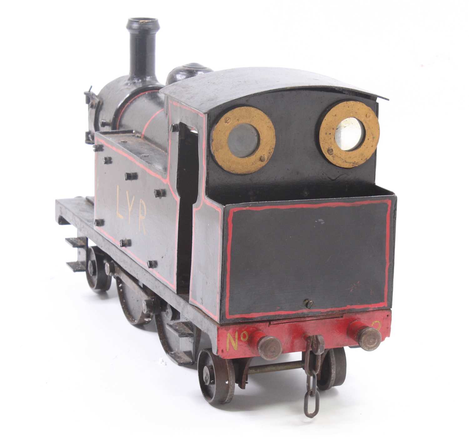 3.5 inch gauge live steam model of LYR 2-4-2 locomotive, finished in black and red with LYR to - Bild 5 aus 6